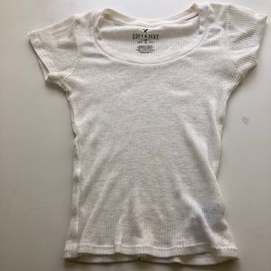 American Eagle White T-Shirt